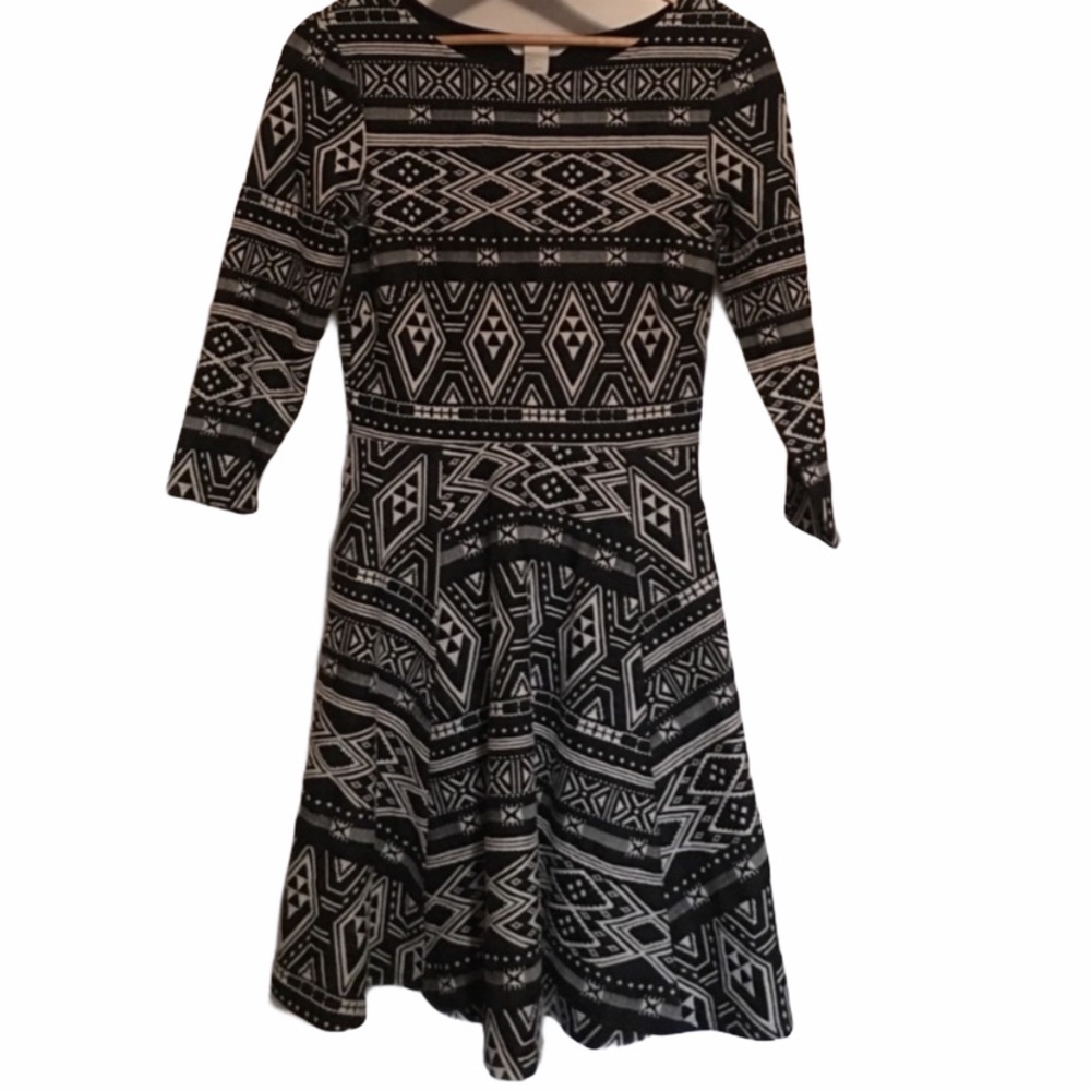 Gorgeous A-line Aztec Print Dress